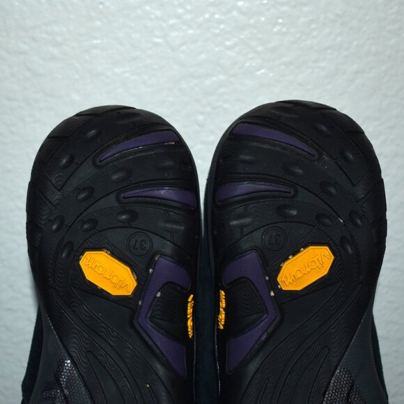 Women's Dansko Paisley Waterproof Outdoor Sneakers 37 Black/Purple Vibram Sole - Picture 6 of 13